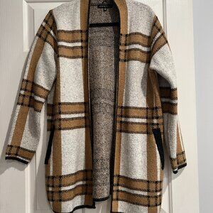 Adrienne Vittadini Size M Black, Brown and White Cardigan